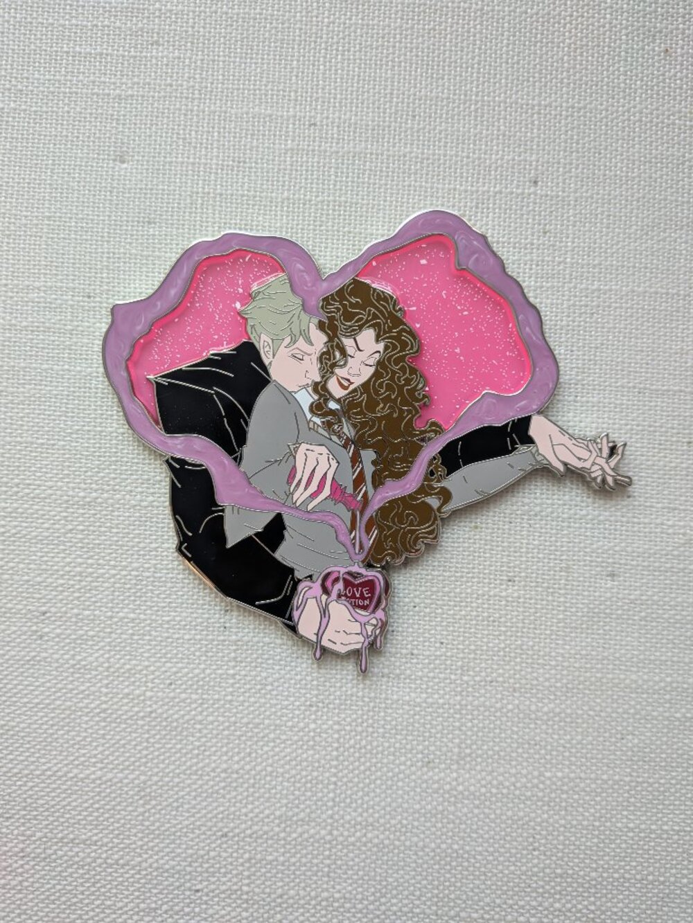 Dramione Amortenia Pin